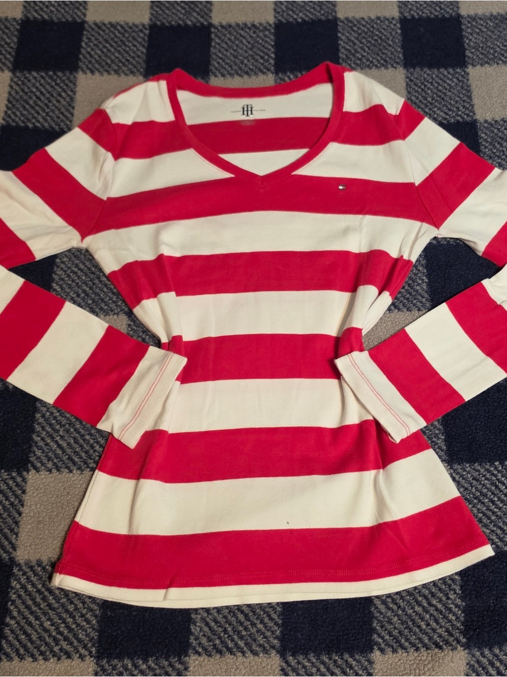 Y2k scene twilightcore style Tommy Hilfiger shirt